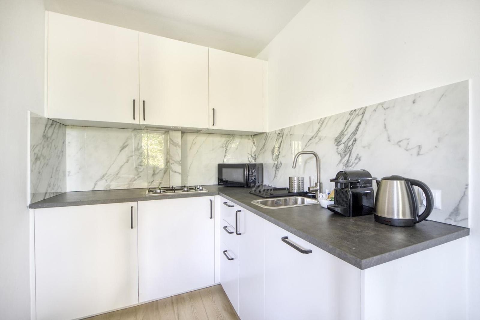 Labo Apartment Niepodleglosci Varşovia Exterior foto
