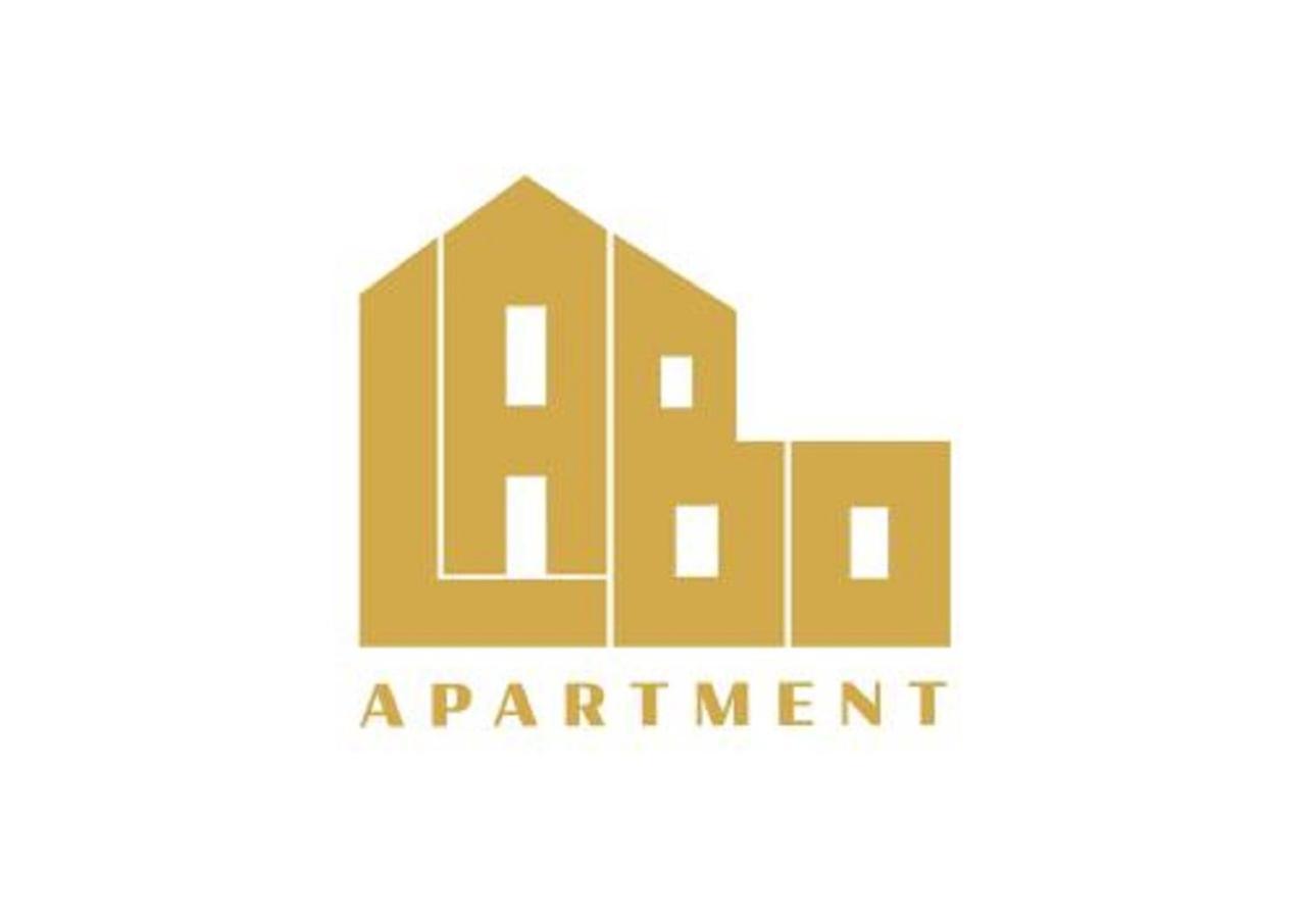 Labo Apartment Niepodleglosci Varşovia Exterior foto